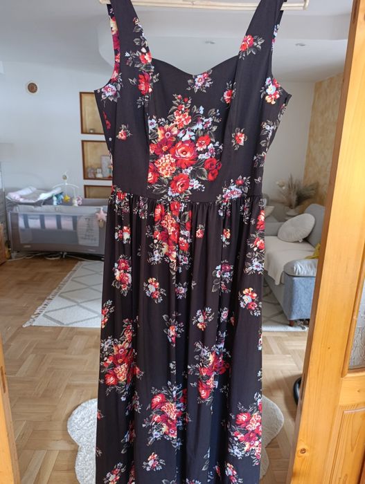 Прекрасна рокля на Dolce & Gabana