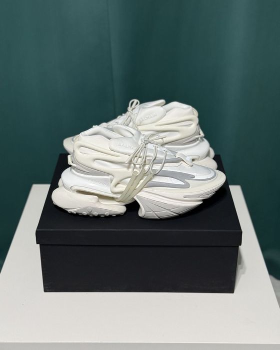 Balmain unicorn oferta