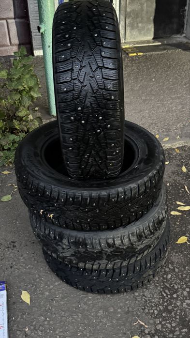 Продам зимние шины