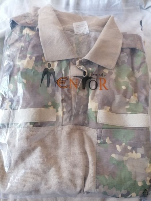 Tricouri combat mânecă scurta și lungă