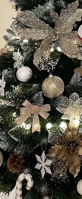 Brad Artificial de Craciun Imperial cu conuri naturale