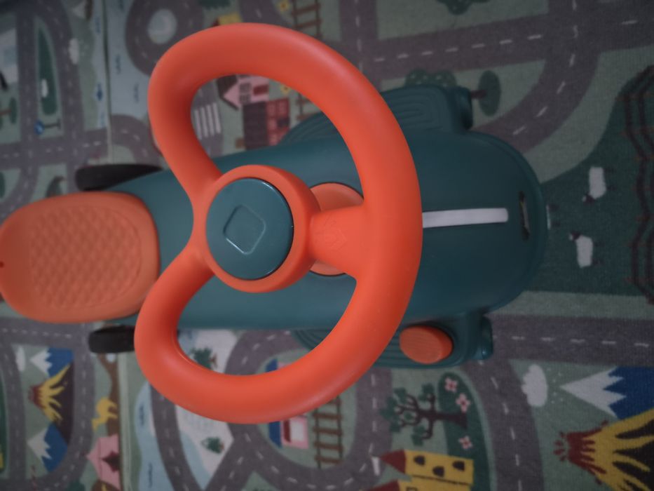 Scuter electric muzical Noriel