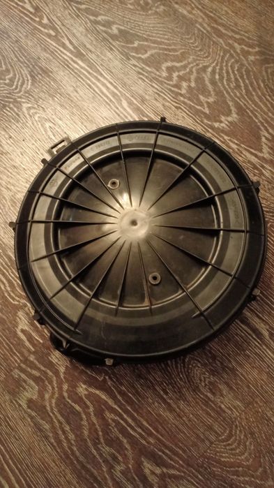 Корпус воздушного фильтра Audi 80 B4