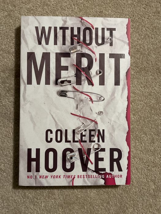 7 книги колекция на Colleen Hoover