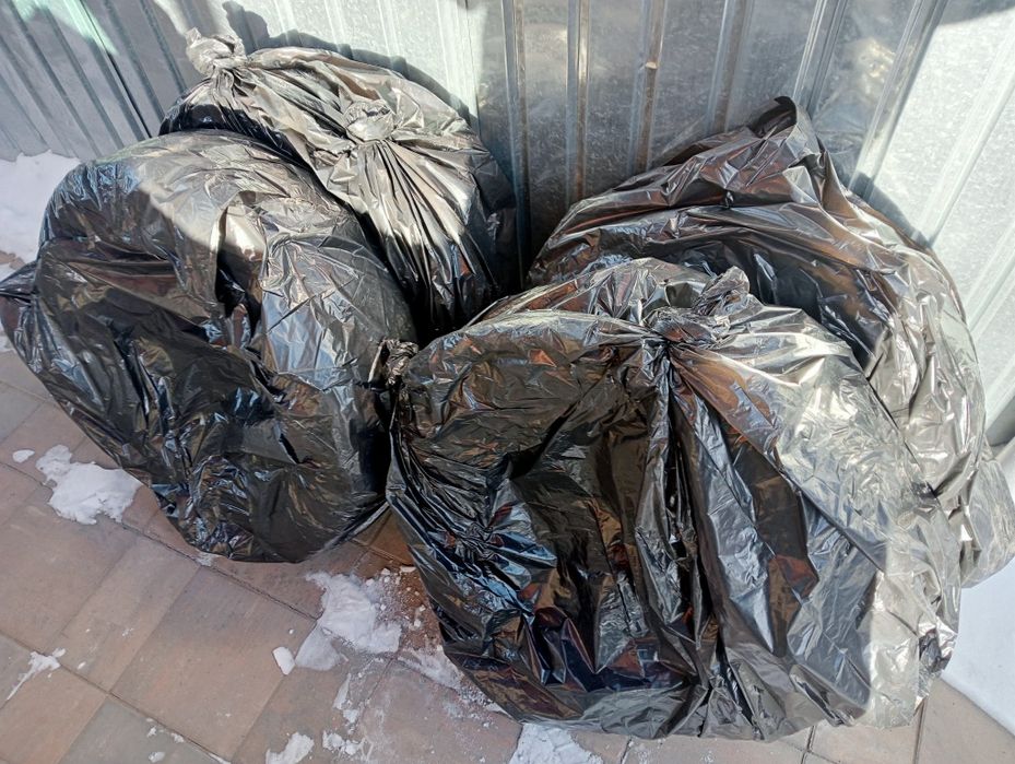 Продам шины шипованные