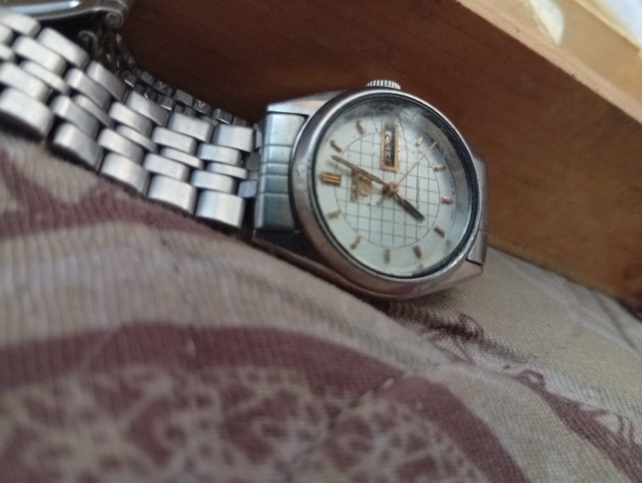 Дамски часовник seiko 5 automatic