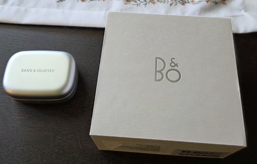 Casti beoplay eleven