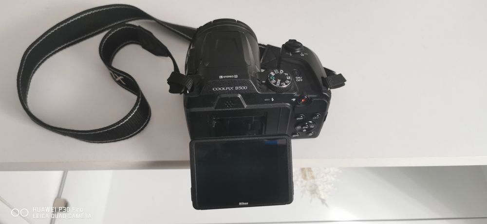 Vând camera foto Nikon