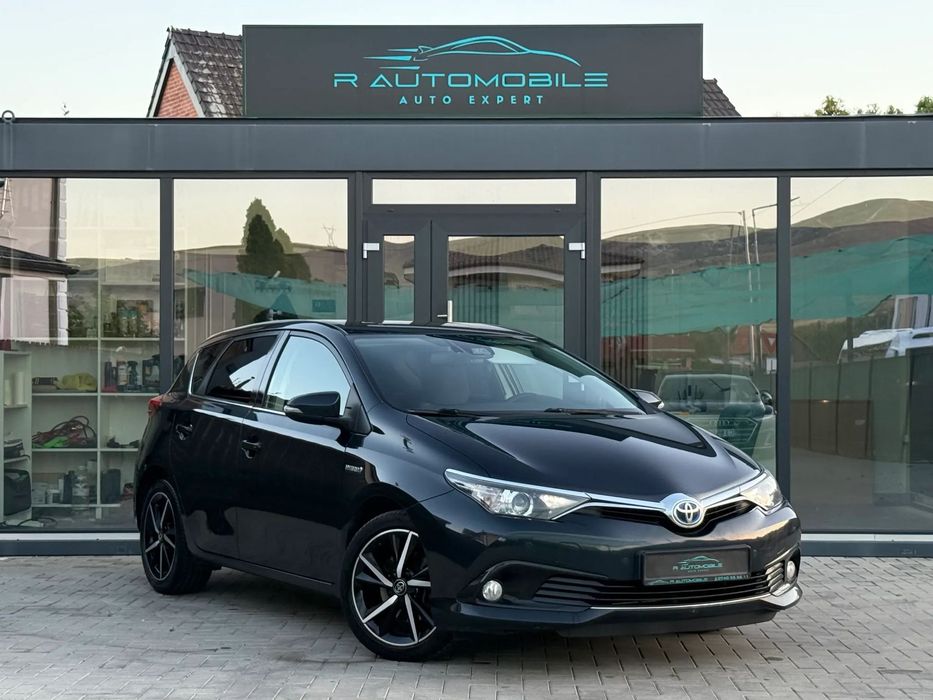 Toyota Auris Toyota Auris 1.8 Hibrid(benzina/electric), 136CP, GARANTIE 24-36 Luni
