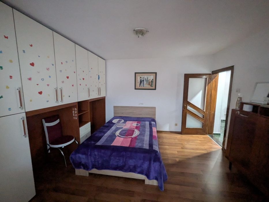 apartament de inchiriat