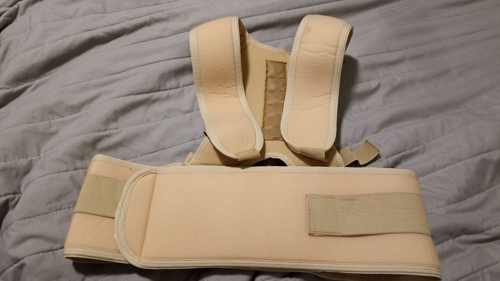 Posture Corrector Wellys - колан за коригиране на стойката