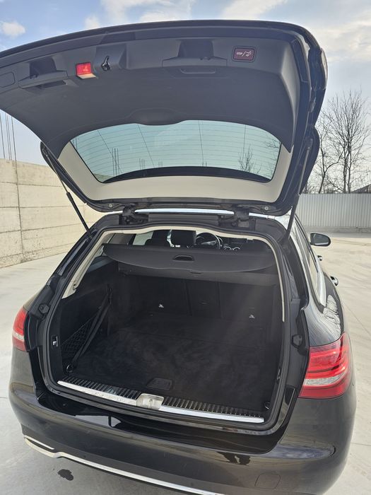 Mercedes-Benz c220 BLUETEC...important Italia