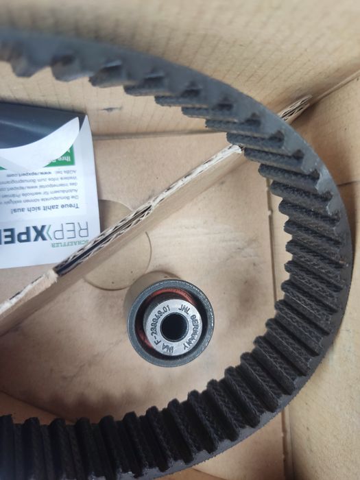 Комплект ГРМ 2.0 fsi INA