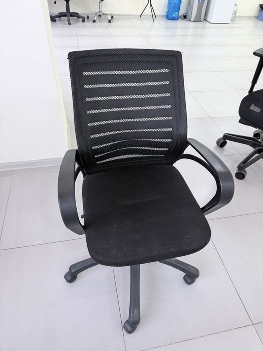 Кресло офисное б/у