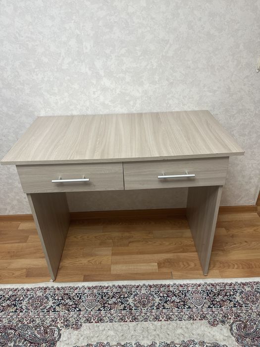 Стол для ученика, детский