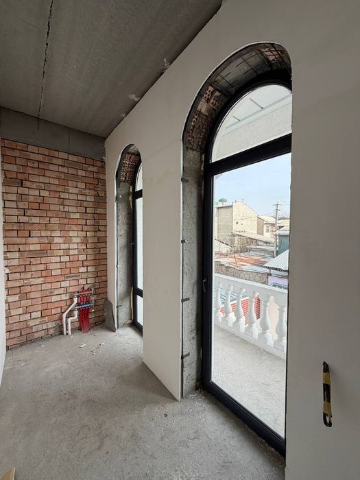 Евро коттедж в яккасарайском районе,дом с предчтстовой