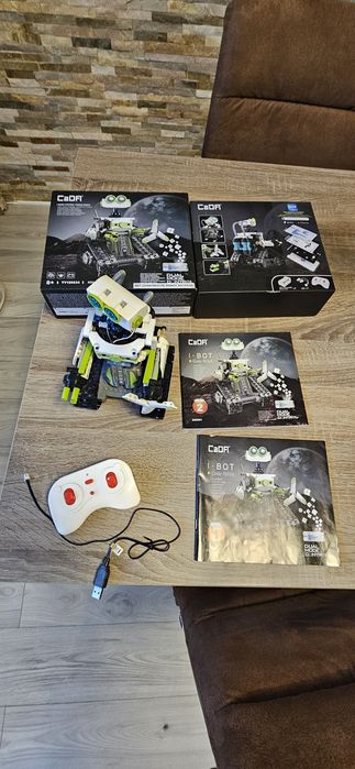 Set constructie CaDa - Robotul I BOT cu telecomanda