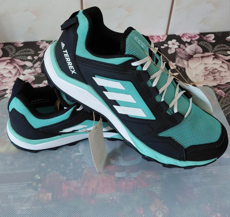 Terrex Adidas marimea 42