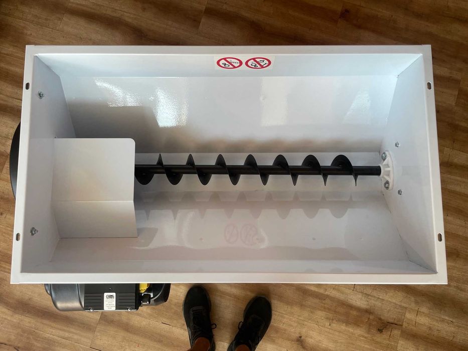 Zdrobitor struguri cu desciorchinator electric GRIFO cu pompa DVEP 20