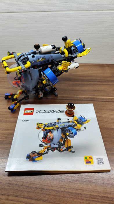 Lego Technic 42201 submarin
