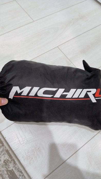 Чехол для мотоцикла.