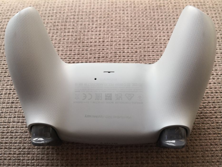 Sony Dualsense 30th Anniversary Limited Edition НОВ С ГАРАНЦИЯ  контролер / джойстик PS5
