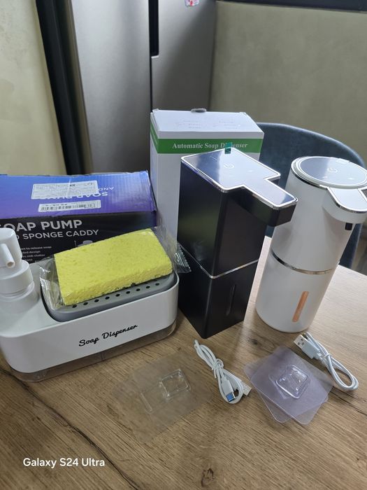 Дозатори автоматични за сапун с пяна