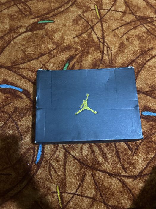 Vand Jordan 1 MID