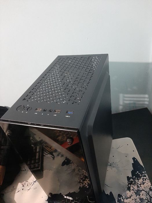 Корпус для ПК стекляный