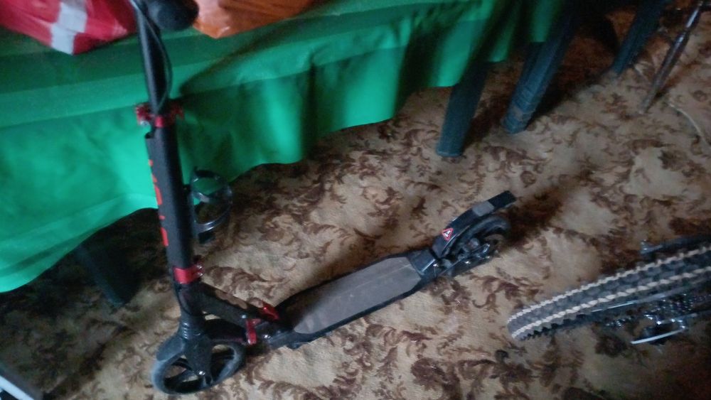 Среден размер тротинетка.