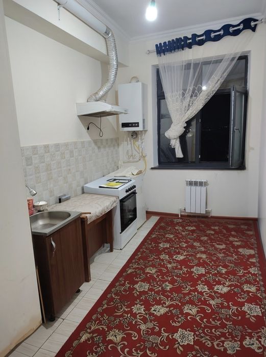 Termiz Dubai restarani orqasida 7-qavatda 1xonali uy ijaraga beriladi