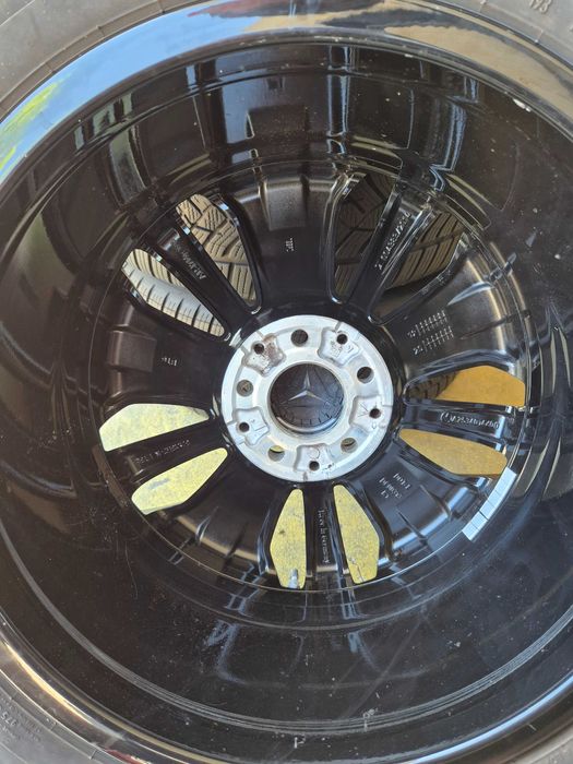 Roti Jante Anvelope VARA - 235/60/18 5x112 - OEM Mercedes GLC GLK W253 - Anvelope Pirelli Originale Senzori Presiune !