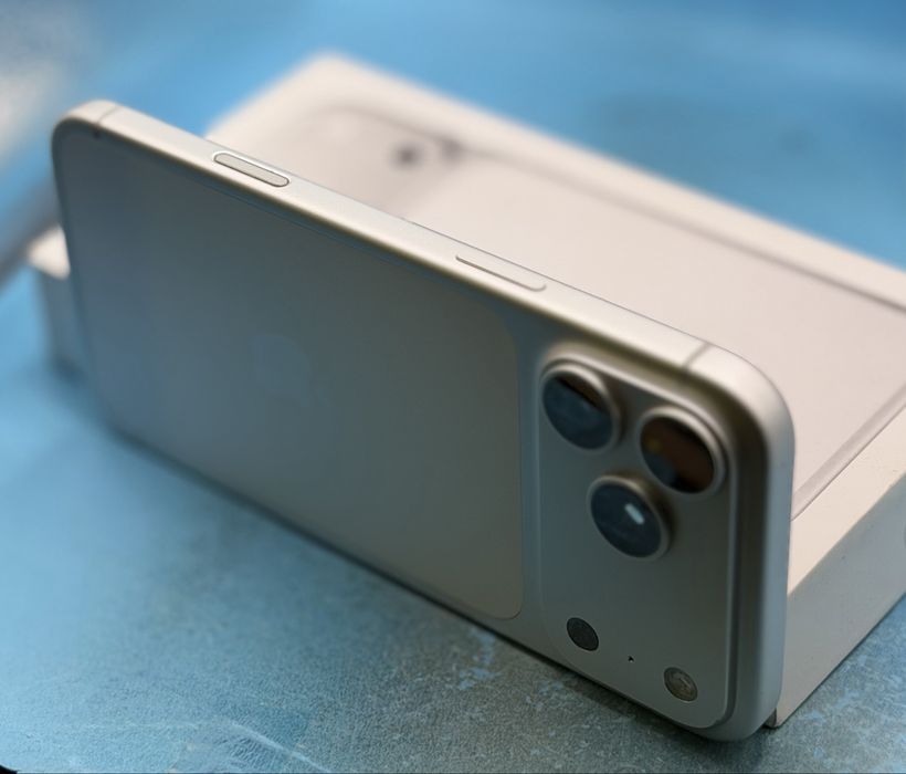 ГАРАНЦИОНЕН!!! Apple iPhone 17 Pro Max, 256GB, 5G, Silver