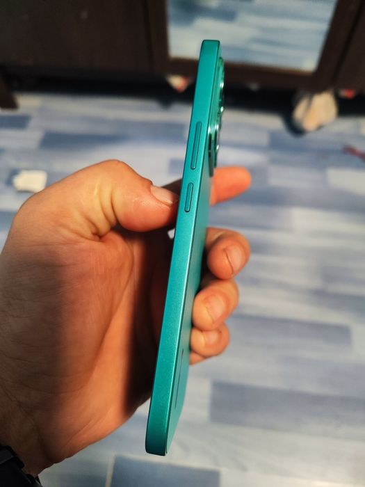 Honor x8c   8+8ram/256gb