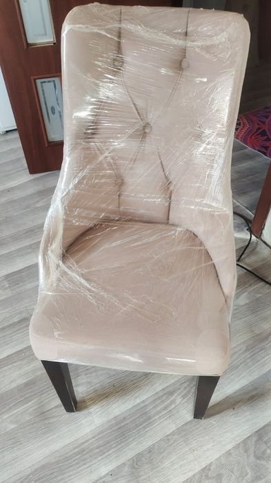 Продам стулья срочно