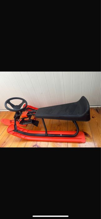 Санки новые.     .