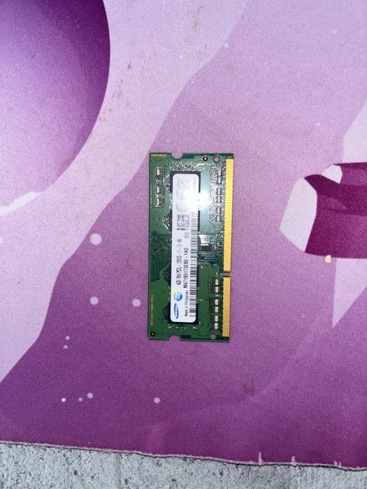 Placuta Ram de 4GB DDR3-1280