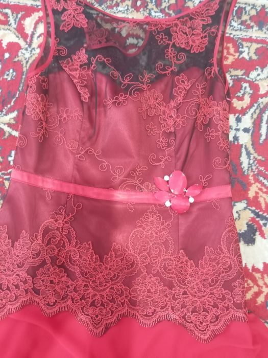 Продается вечерняя платье