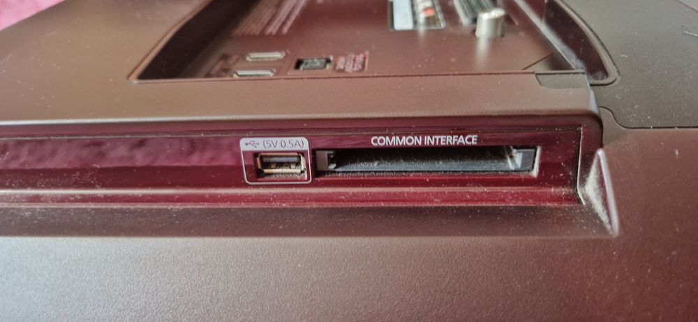 Телевизор 32", не смарт