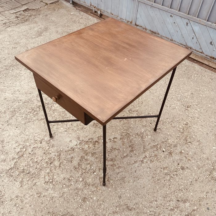 Италианска винтидж маса с чекмедже – Mid Century, метална конструкция