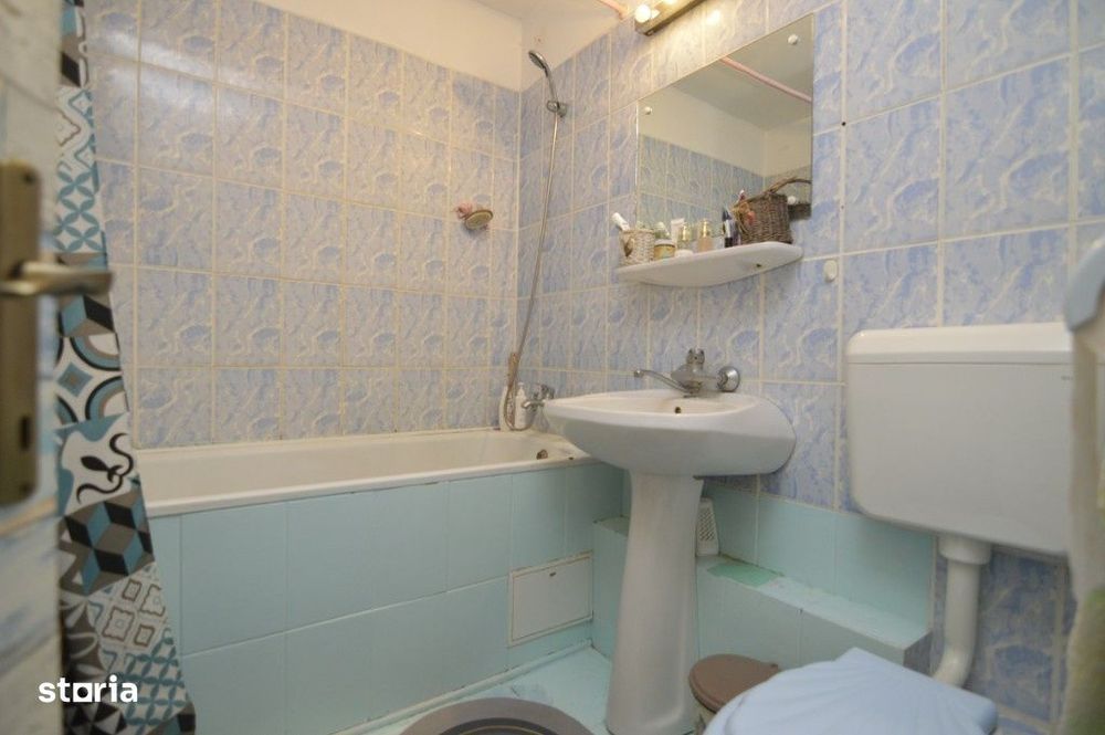 2 Camere - Bloc Anvelopat An 1982 - Metrou Dristor