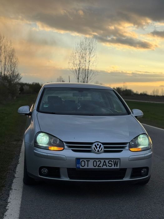 Se vinde Volkswagen Golf 5 1.4 TSI