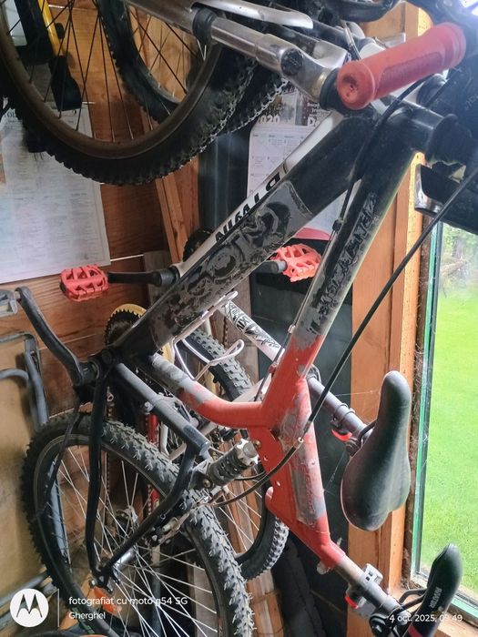 Bicicleta Cross foarte rezistenta