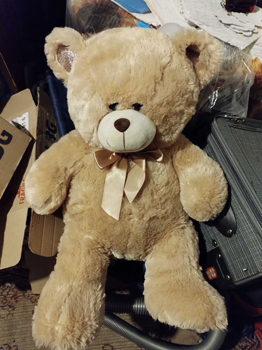 Големи и малки плюшени играчки