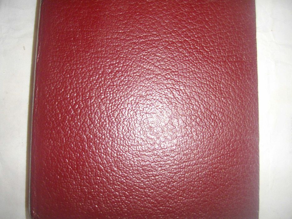 Тодор Живков Биографичен очерк със снимков материал Лукс кожа издания