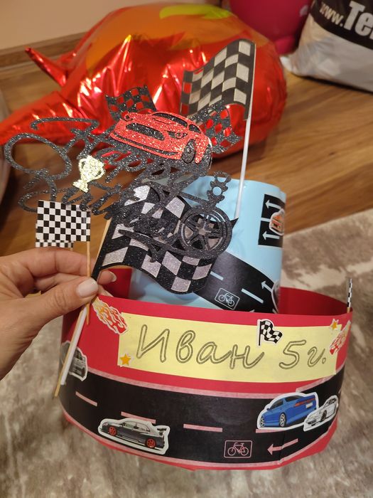 Торта от картон за рожден ден 10лв