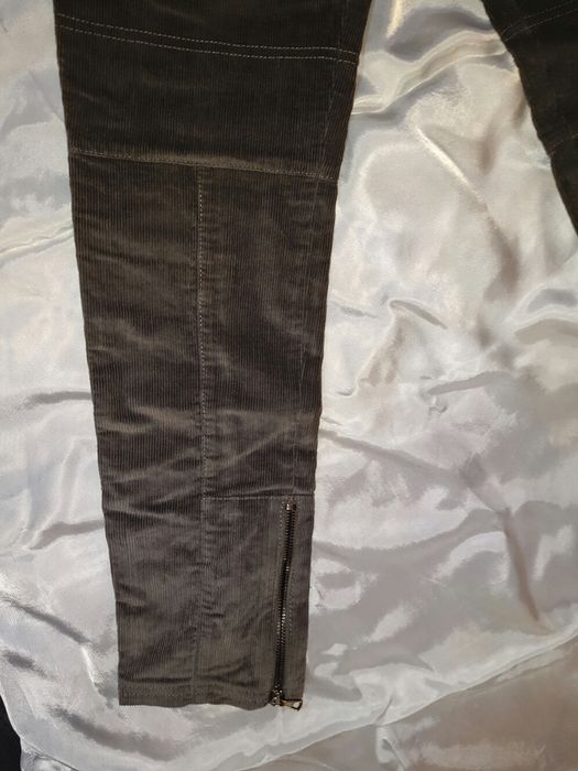 Страхотни сиви джинси