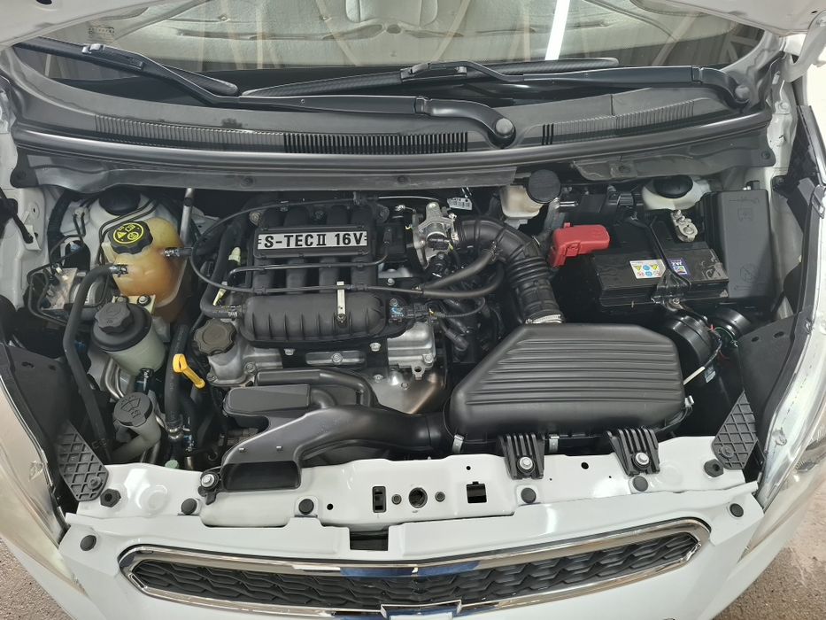 Chevrolet spark 2015