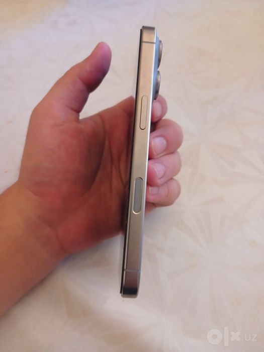 Iphone 16 pro 1 TB Natural titanium