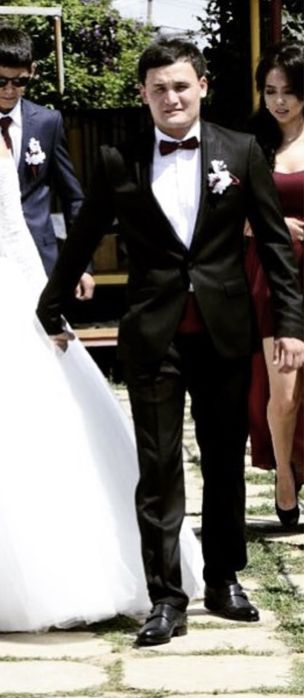 Костюм свадебный. Смокинг-костюм